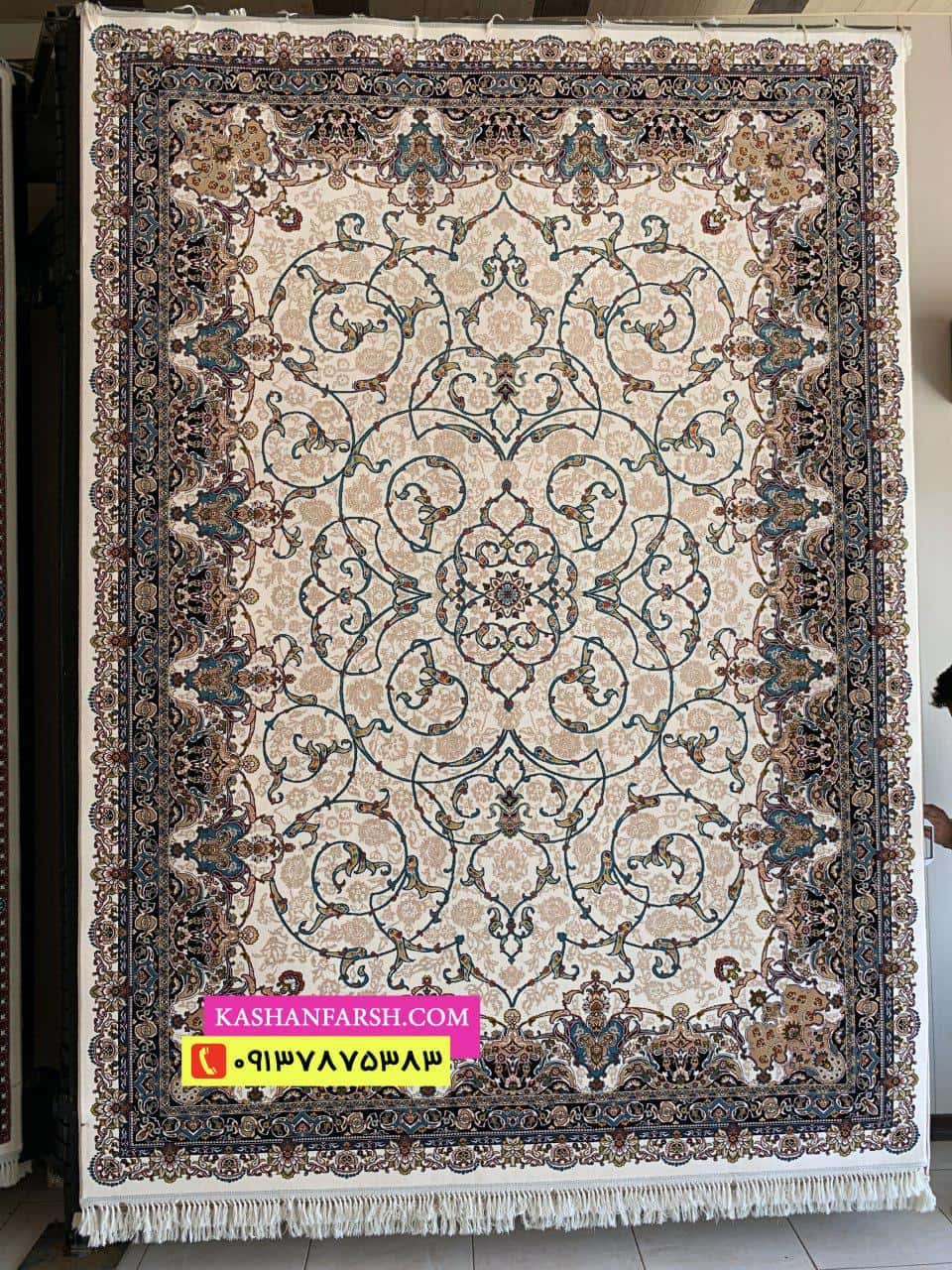 فرش ماشینی کاشان طرح اسلیمی 700 شانه