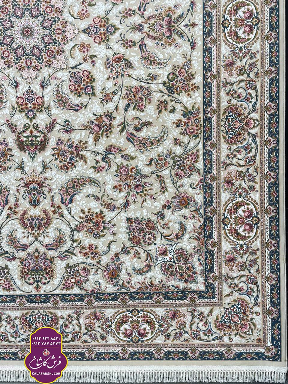 فرش آذر کرم 1200 شانه گل برجسته