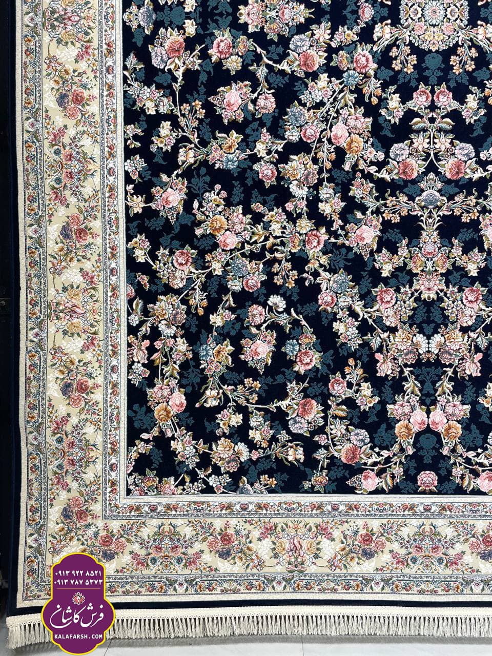 فرش پردیس سرمه ای 1200 شانه گل برجسته
