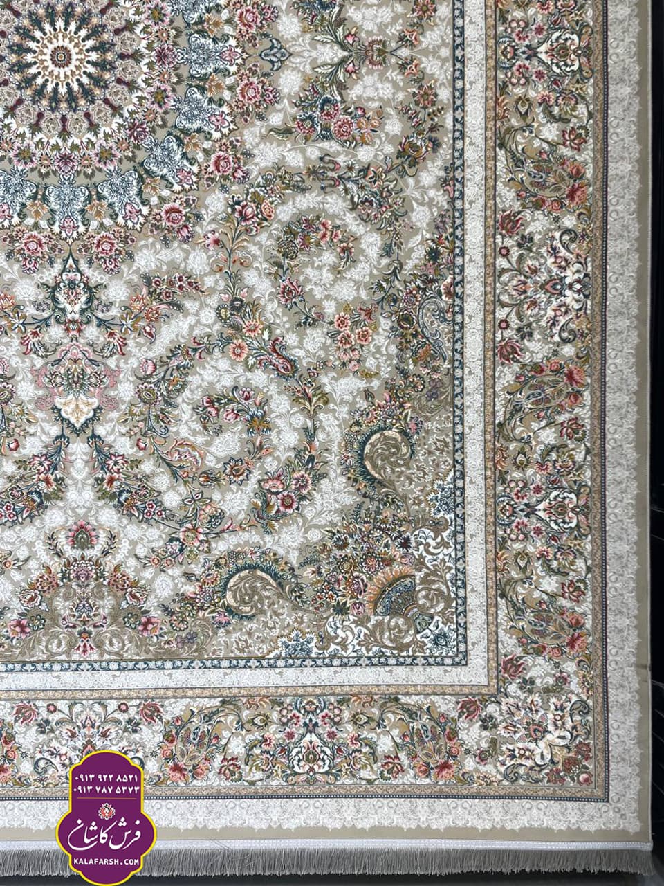 فرش ترنج نقره ای 1200 شانه گل برجسته