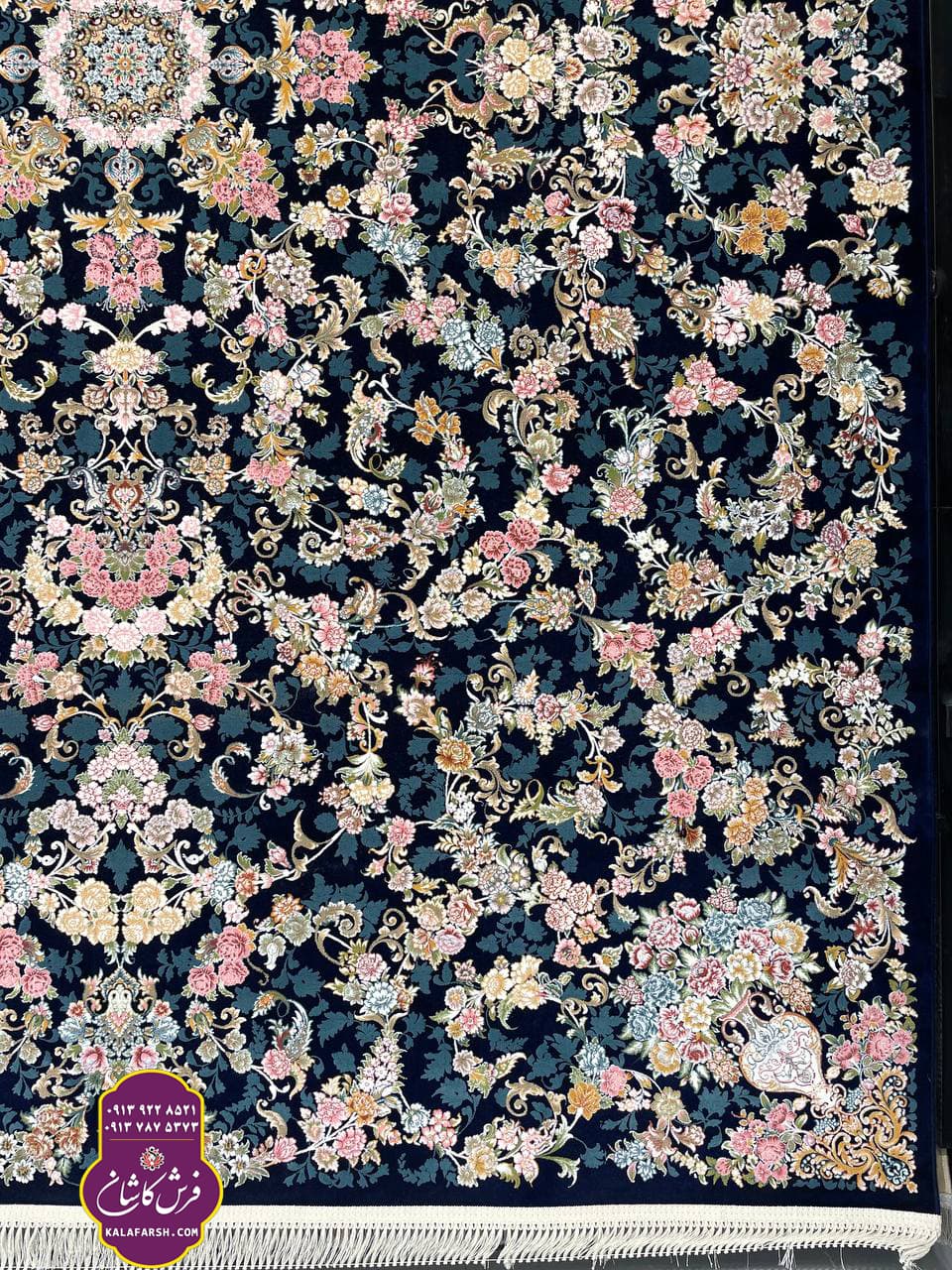 فرش رز سرمه ای 1200 شانه گل برجسته