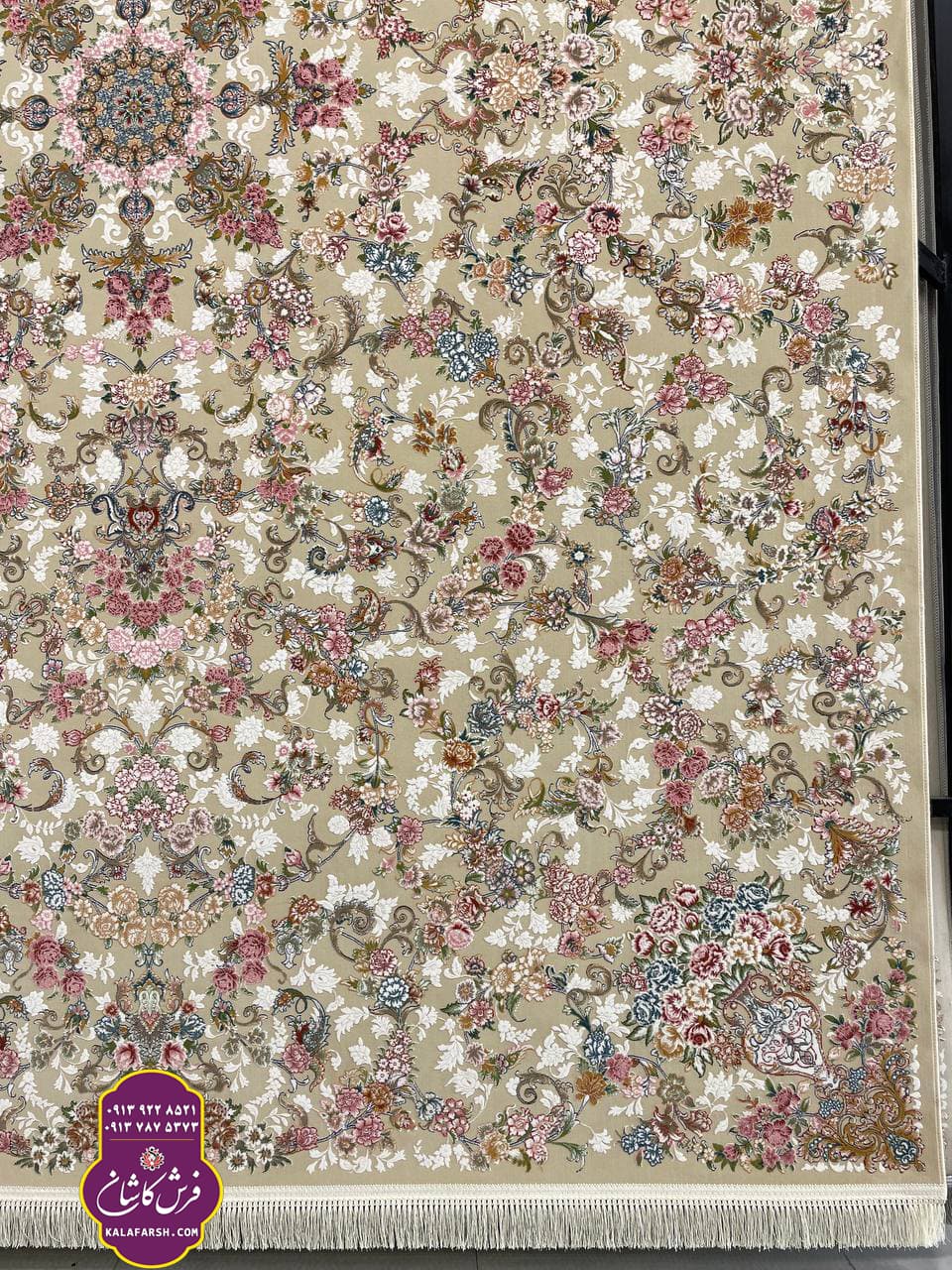 فرش رز کرم 1200 شانه گل برجسته