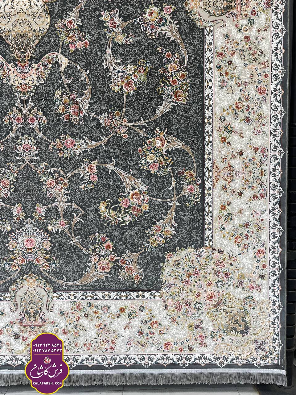 فرش رژین زغالی 1200 شانه گل برجسته