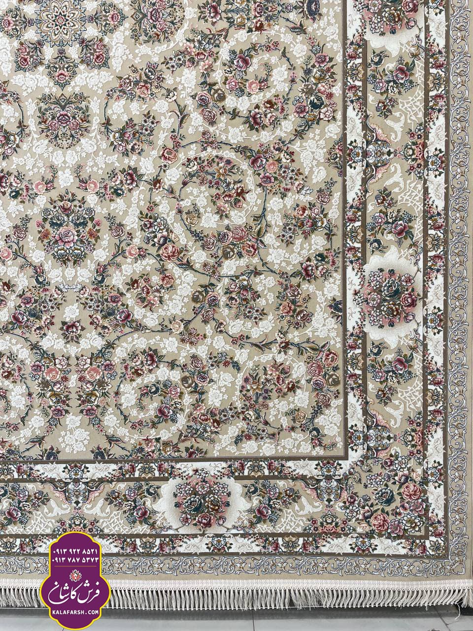 فرش ساغر کرم 1200 شانه گل برجسته