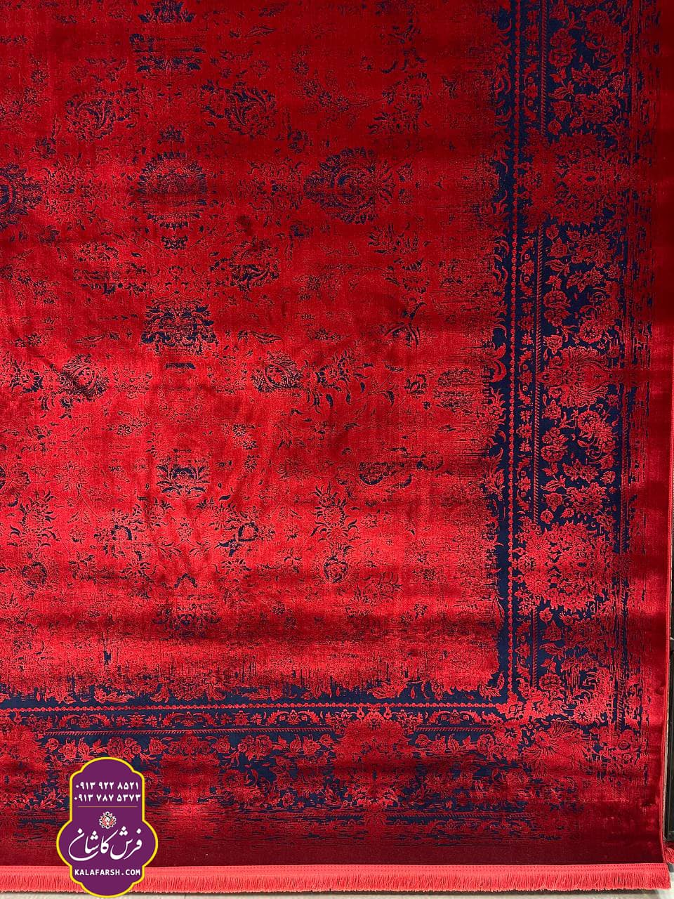فرش کد 1030 لاکی 1200 شانه گل برجسته
