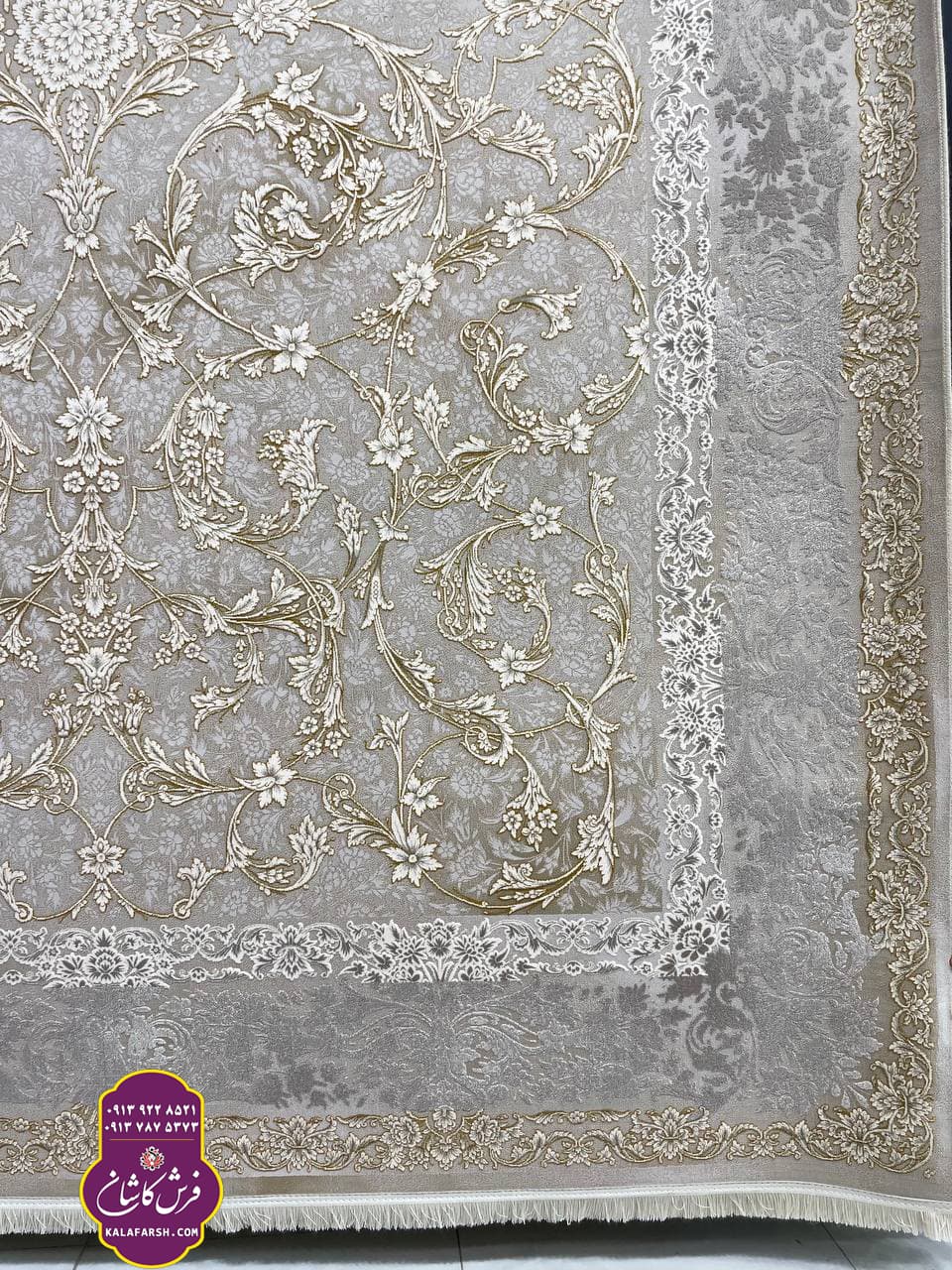 فرش کد 3065 موکا 1200 شانه گل برجسته
