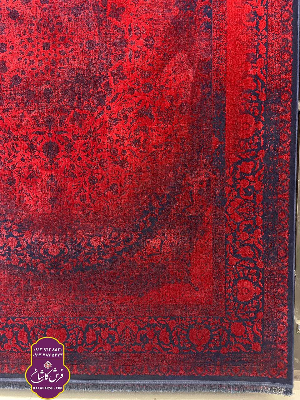 فرش کد1040 لاکی 1200 شانه گل برجسته