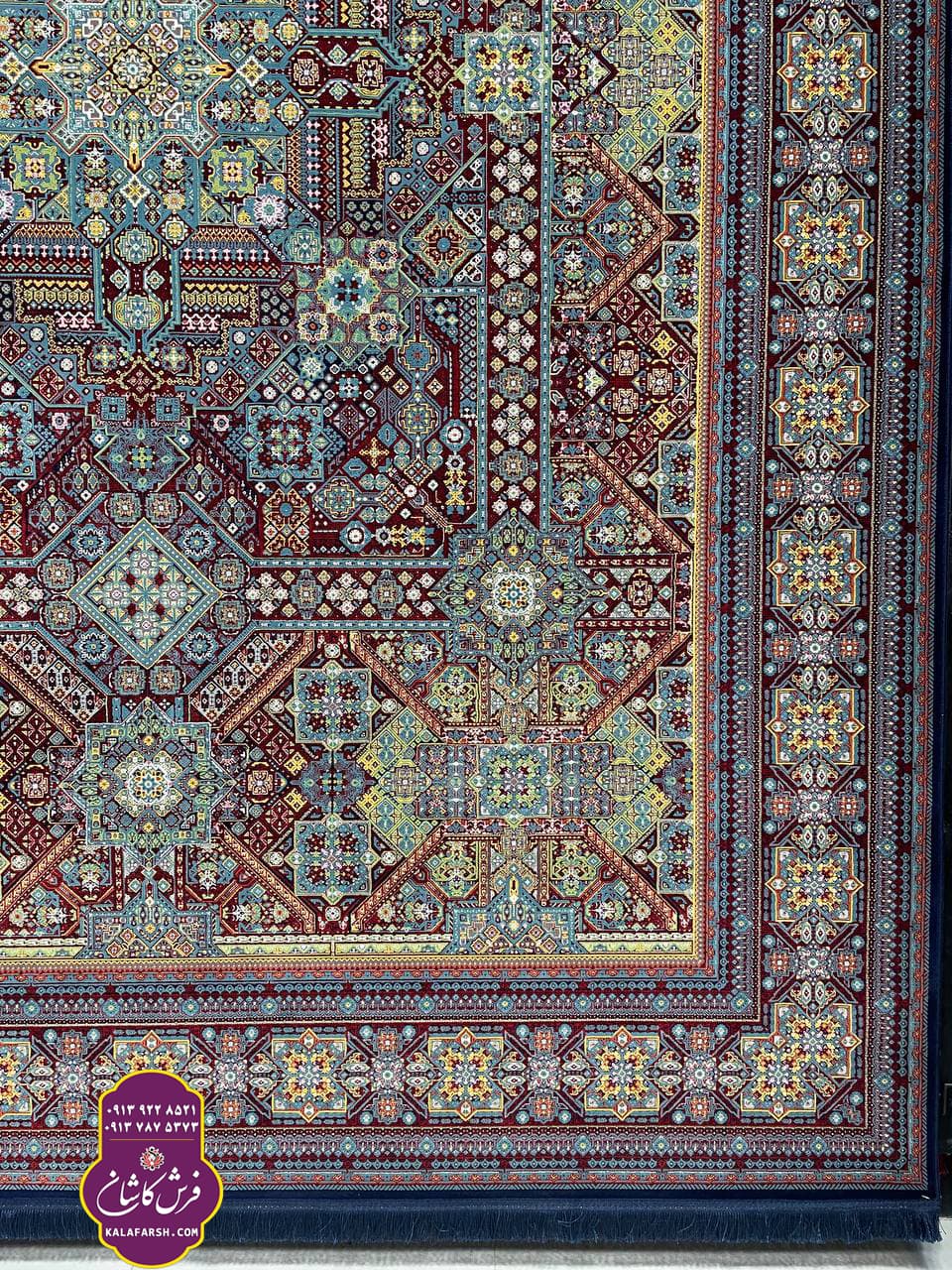 فرش کد1125 سرمه ای 1200 شانه گل برجسته