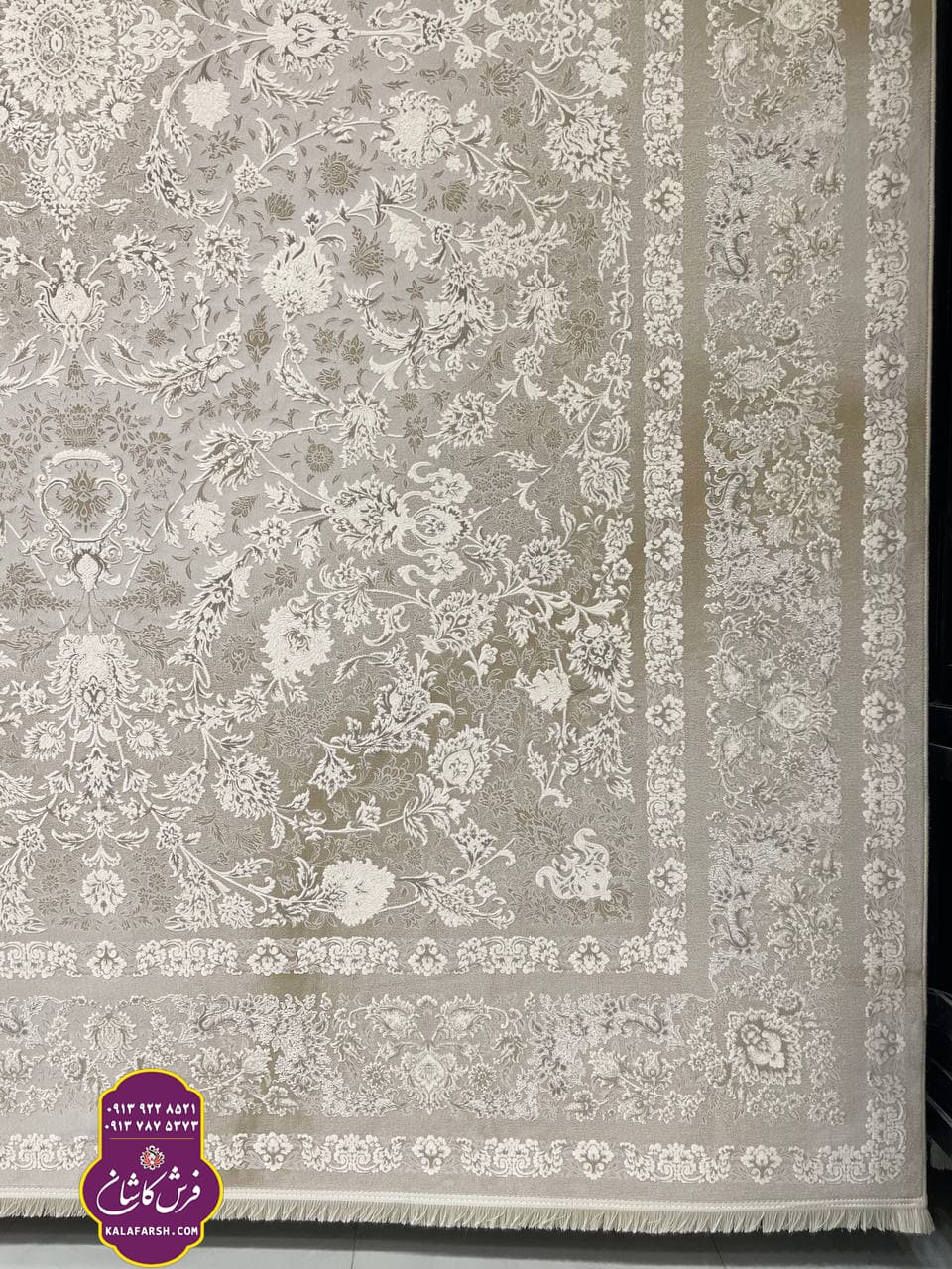 فرش کد3045 موکا 1200 شانه گل برجسته