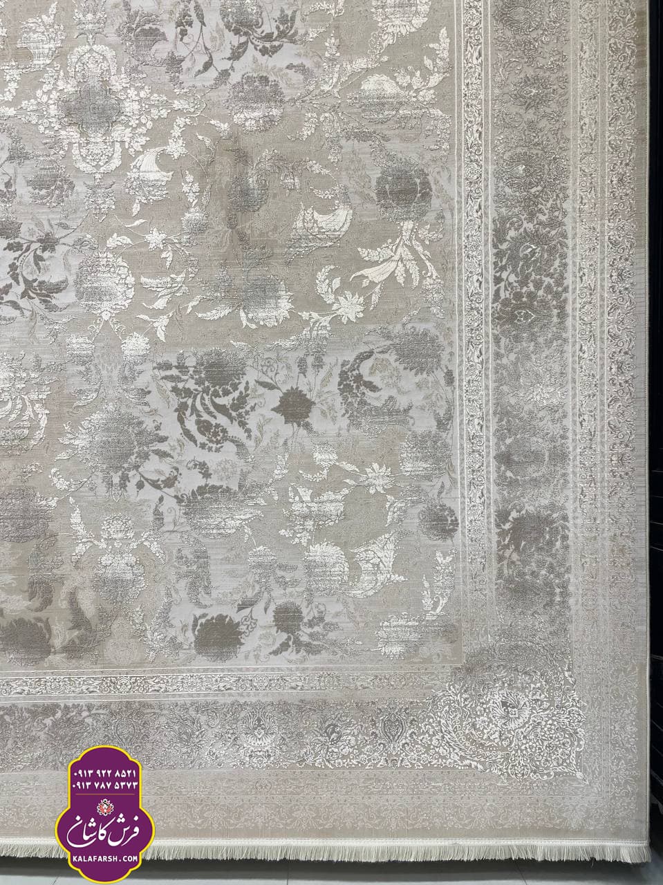 فرش کد3055 موکا 1200 شانه گل برجسته