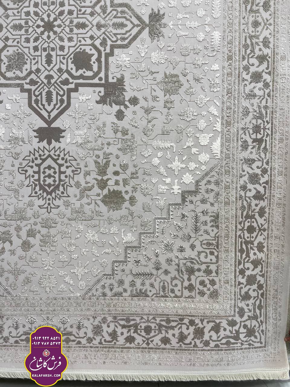 فرش کد3060 موکا 1200 شانه گل برجسته