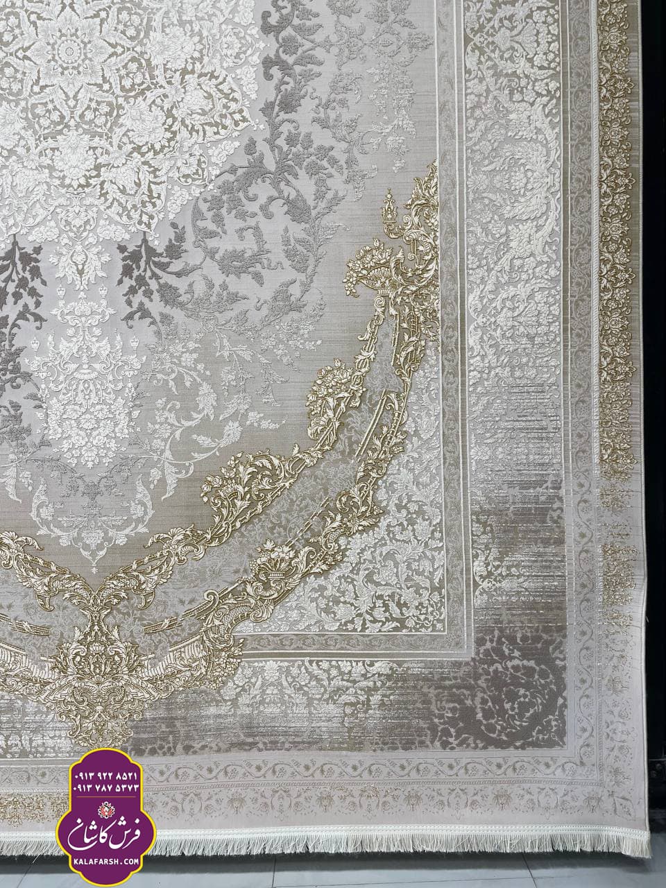 فرش کد3090 موکا 1200 شانه گل برجسته