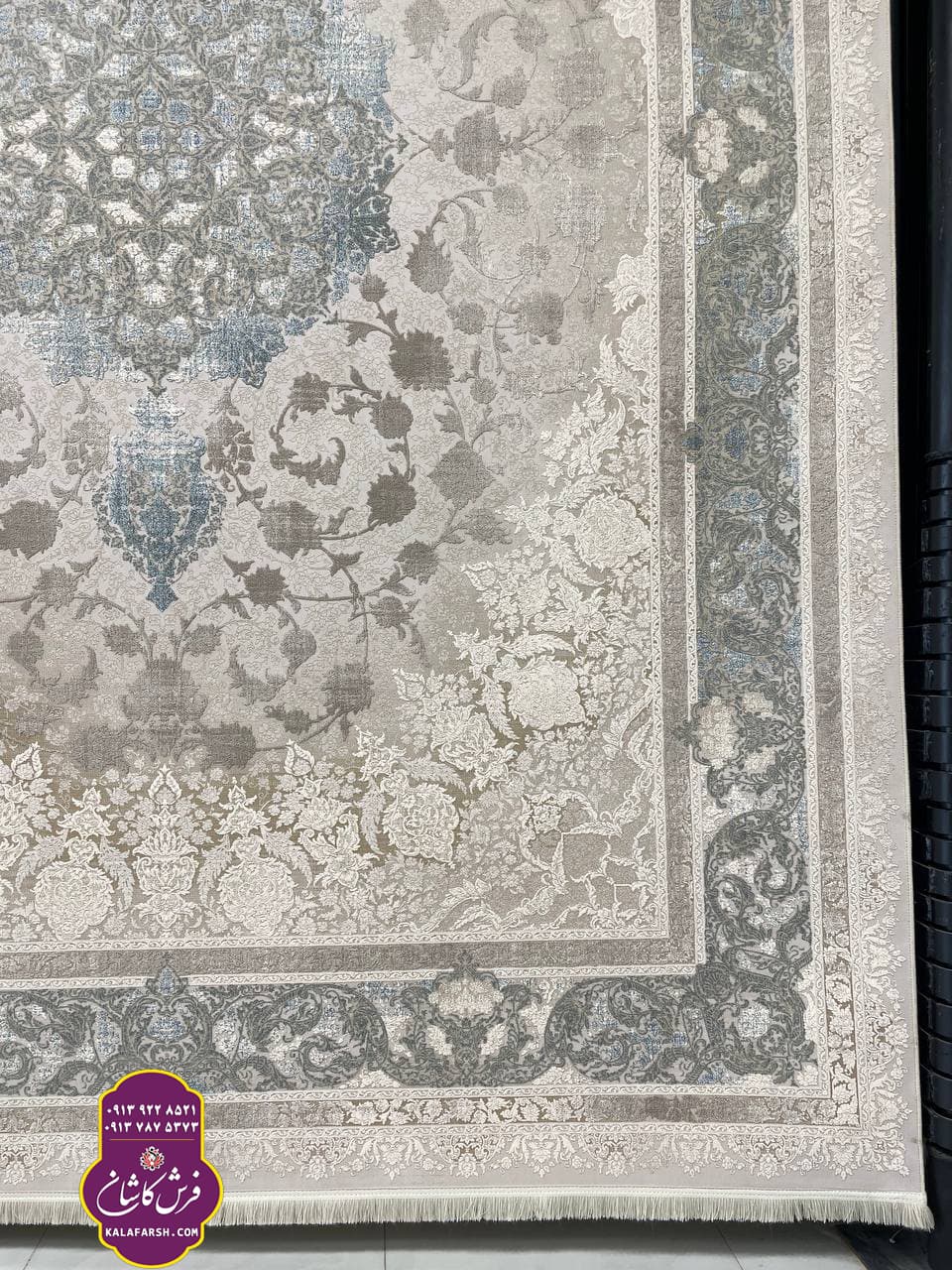فرش کد3150 موکا 1200 شانه گل برجسته