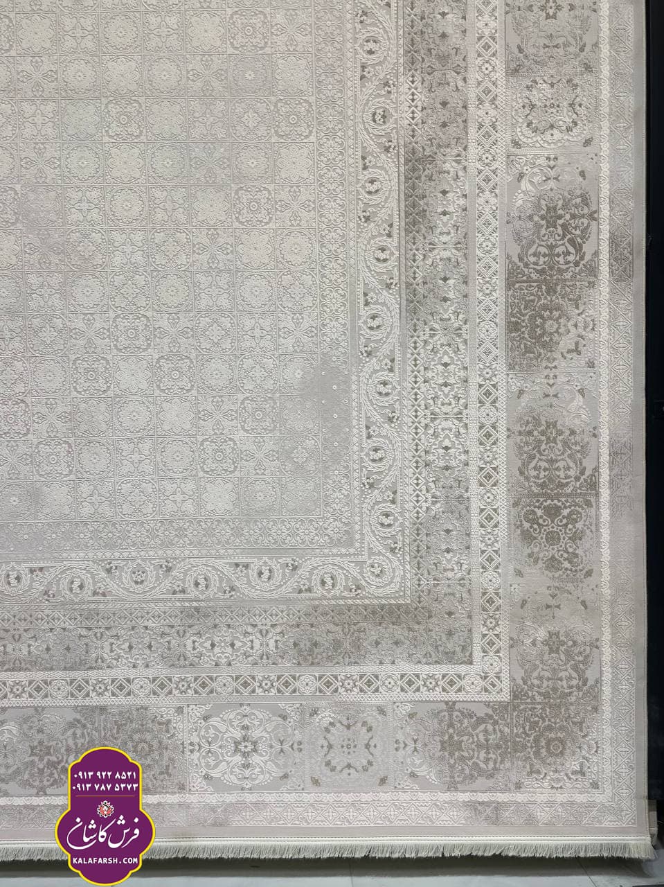 فرش کد3225 موکا 1200 شانه گل برجسته