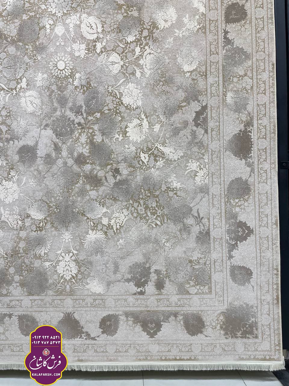 فرش کد3310 موکا 1200 شانه گل برجسته