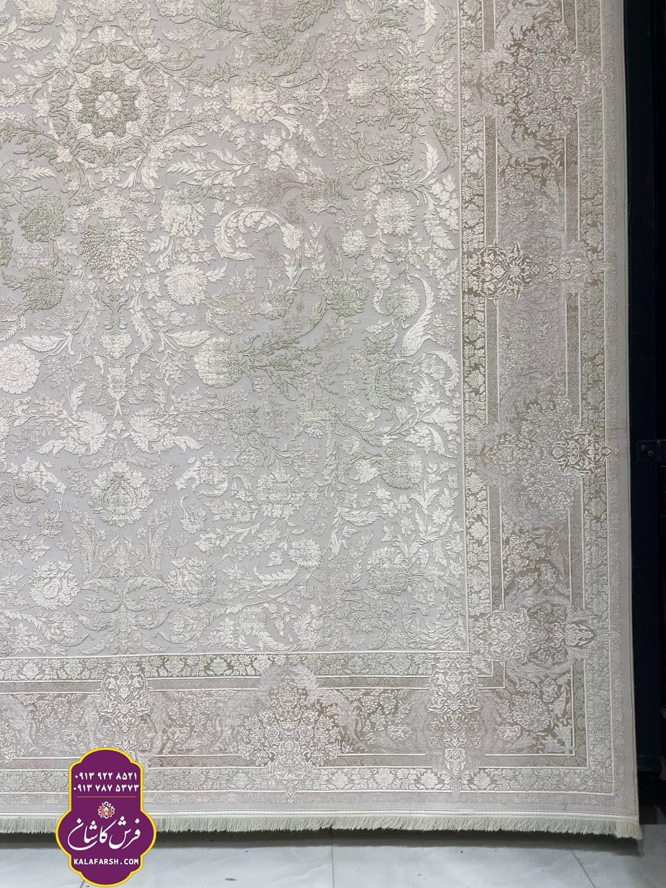 فرش کد3525 موکا 1200 شانه گل برجسته