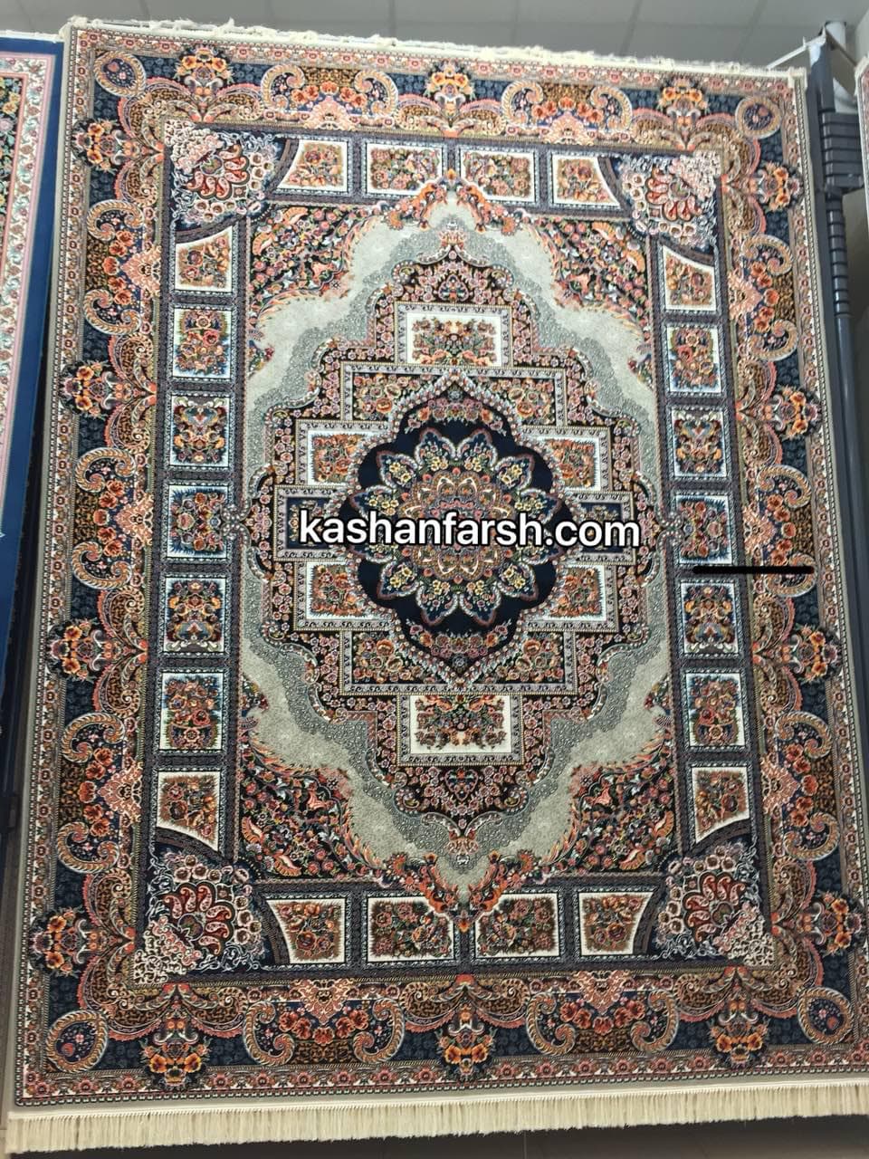 تصویر فرش فرش ماشینی حوض نقره 700 شانه — نمای 1