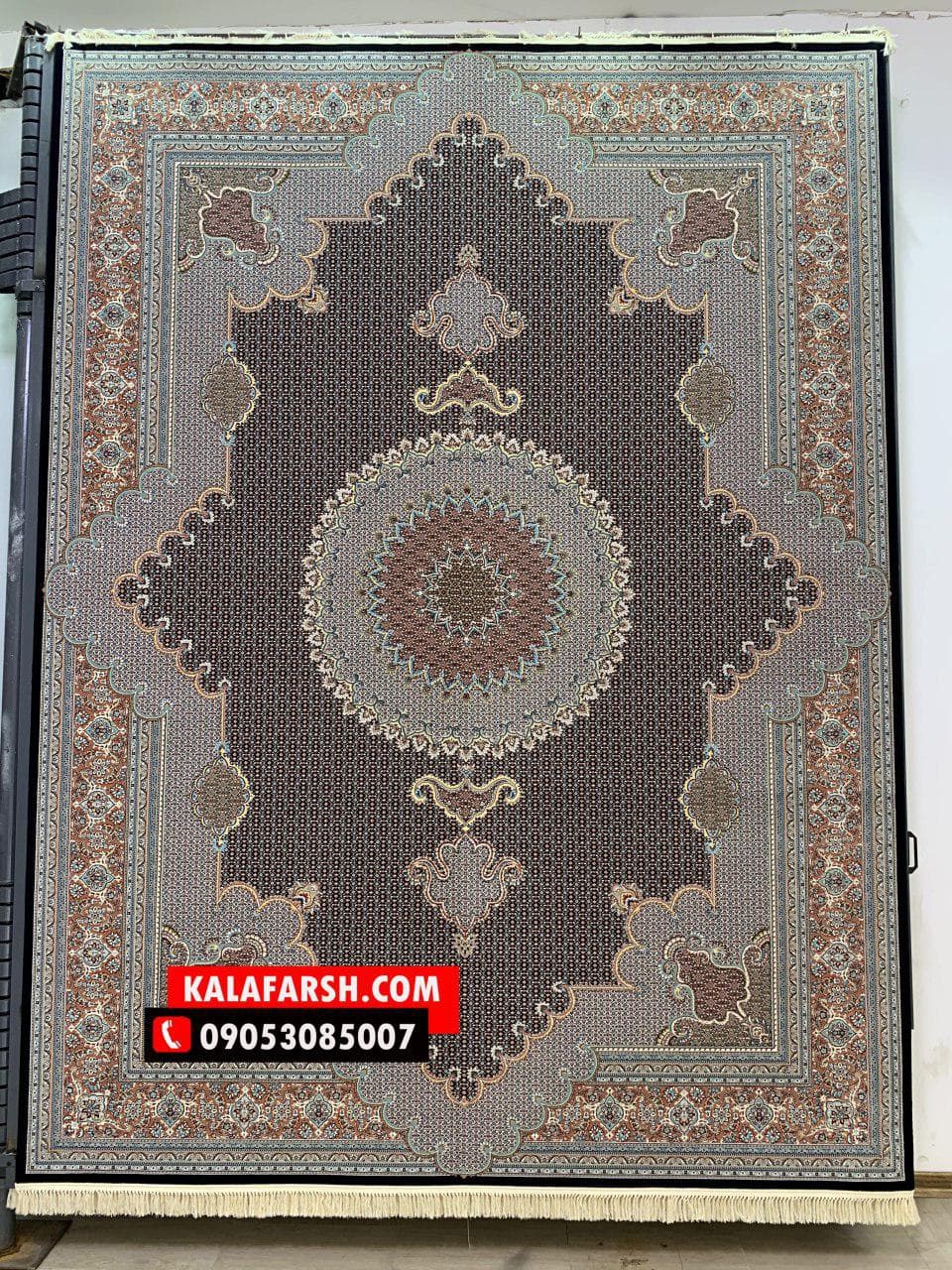 تصویر فرش فرش کاشان طرح شاه ماهی 700 شانه — نمای 1