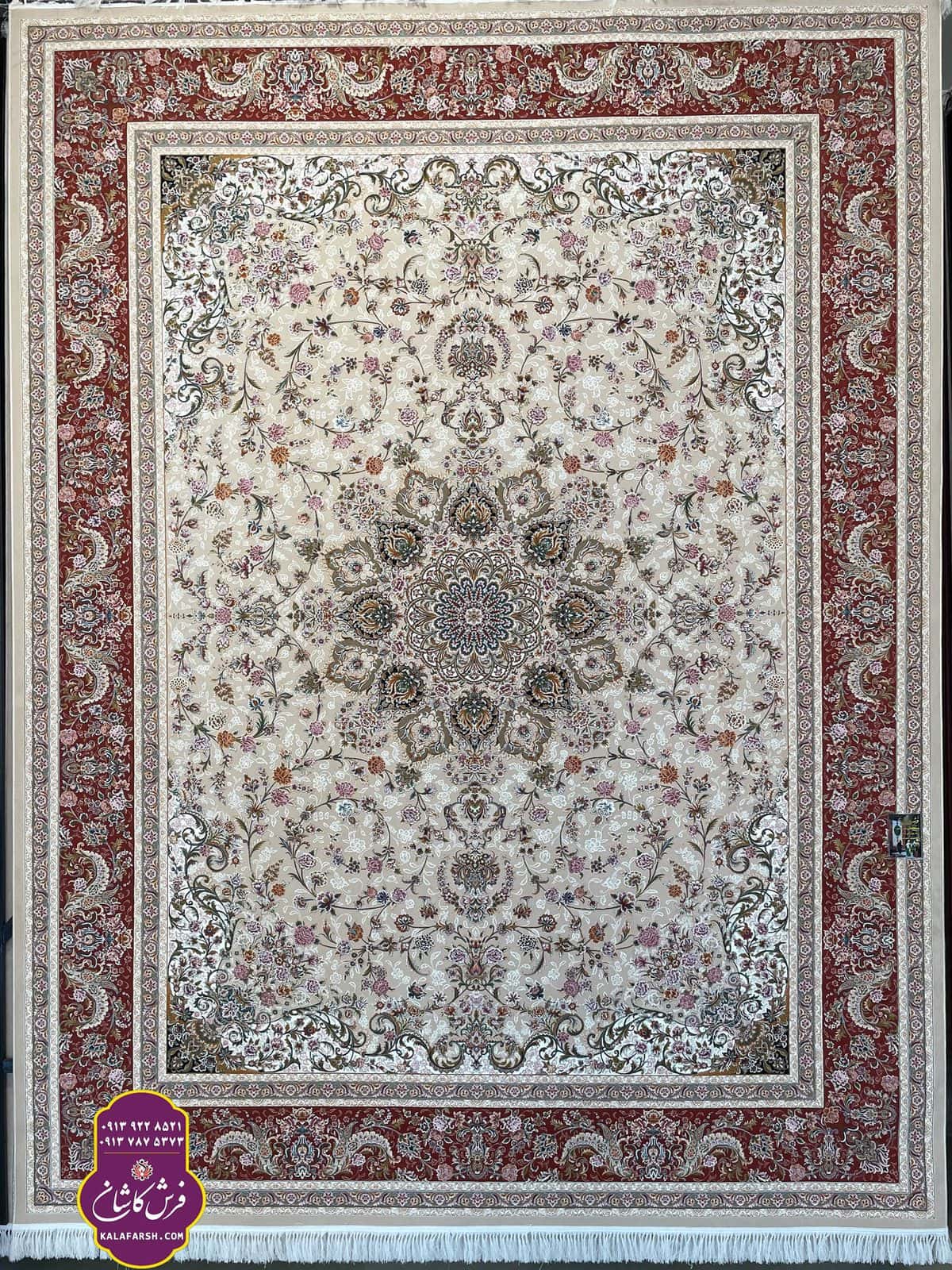 فرش ماشینی طرح سلطان کرم حاشیه مسی تبریز 1200 شانه
