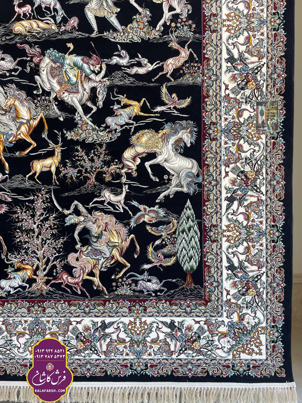 تصویر فرش ماشینی طرح شکارگاه سرمه ای خلیج 1200 شانه — نمای 1