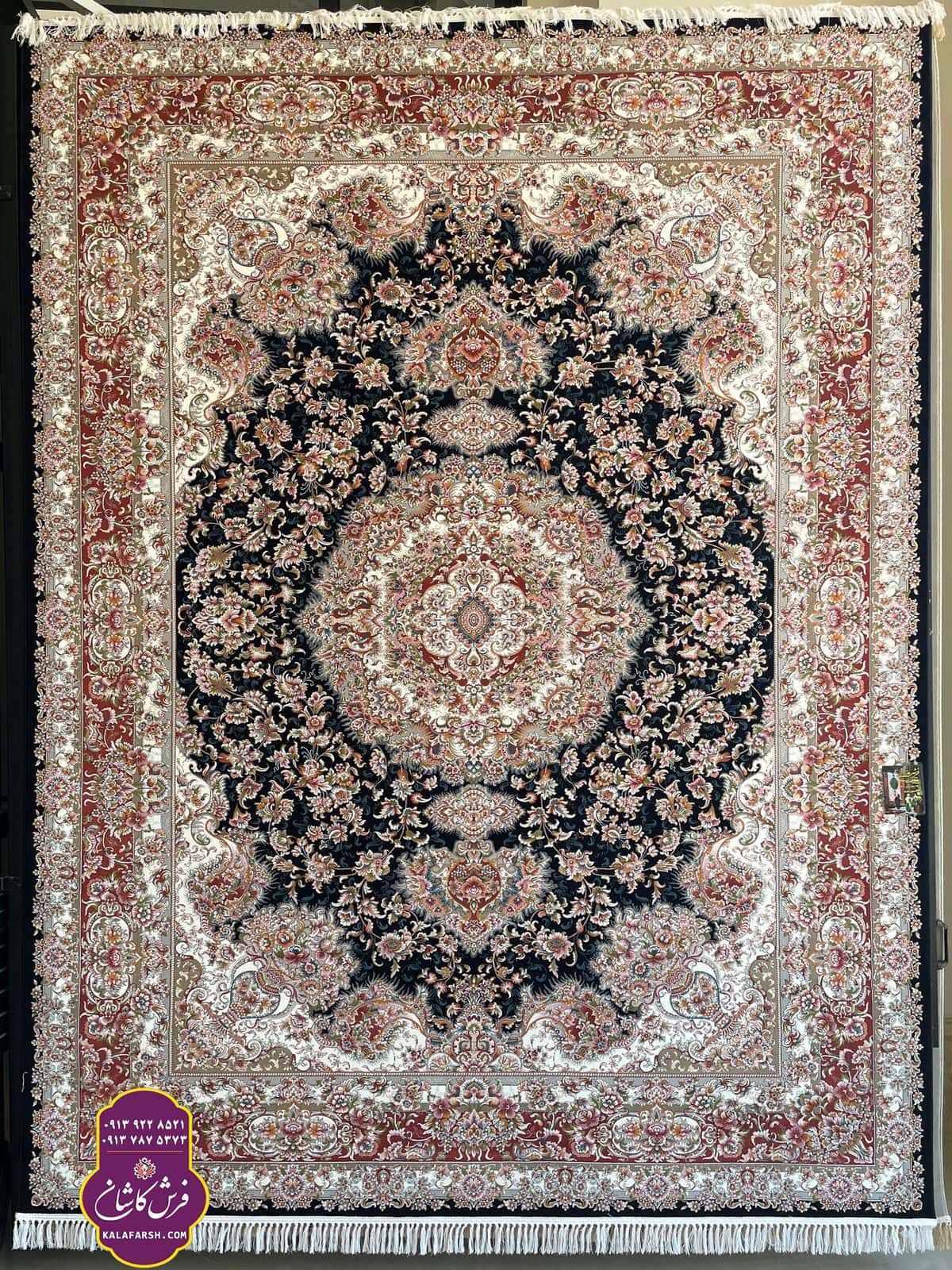 فرش ماشینی طرح خطیبه سرمه ای تبریز 1200 شانه