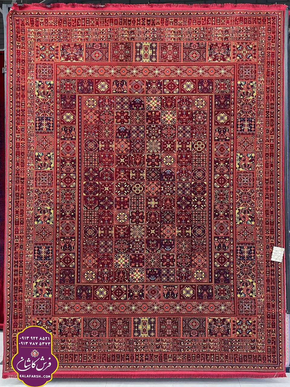 تصویر فرش کد1120 لاکی 1200 شانه گل برجسته — نمای 1
