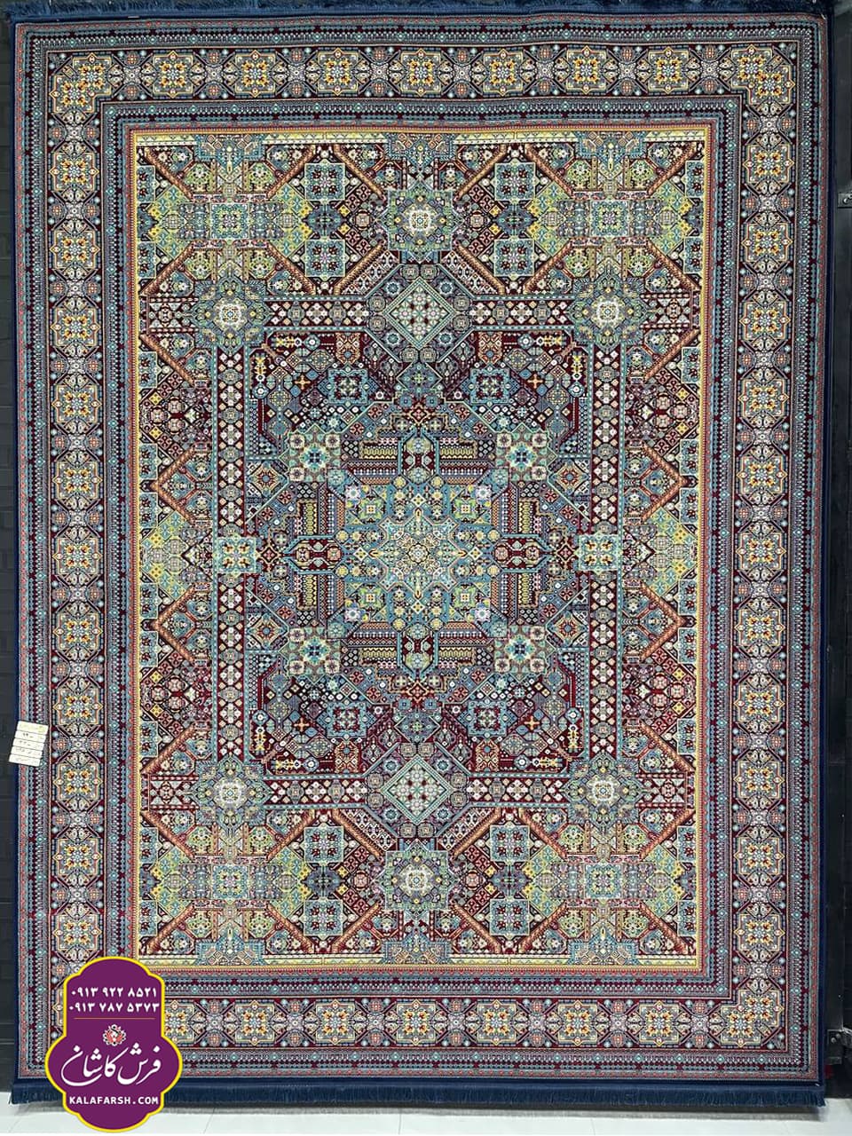 تصویر فرش کد1125 سرمه ای 1200 شانه گل برجسته — نمای 1